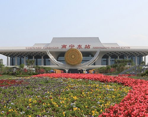 南宁东站